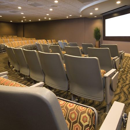 Crowne Plaza Indianapolis-Airport By Ihg Ξενοδοχείο Εξωτερικό φωτογραφία