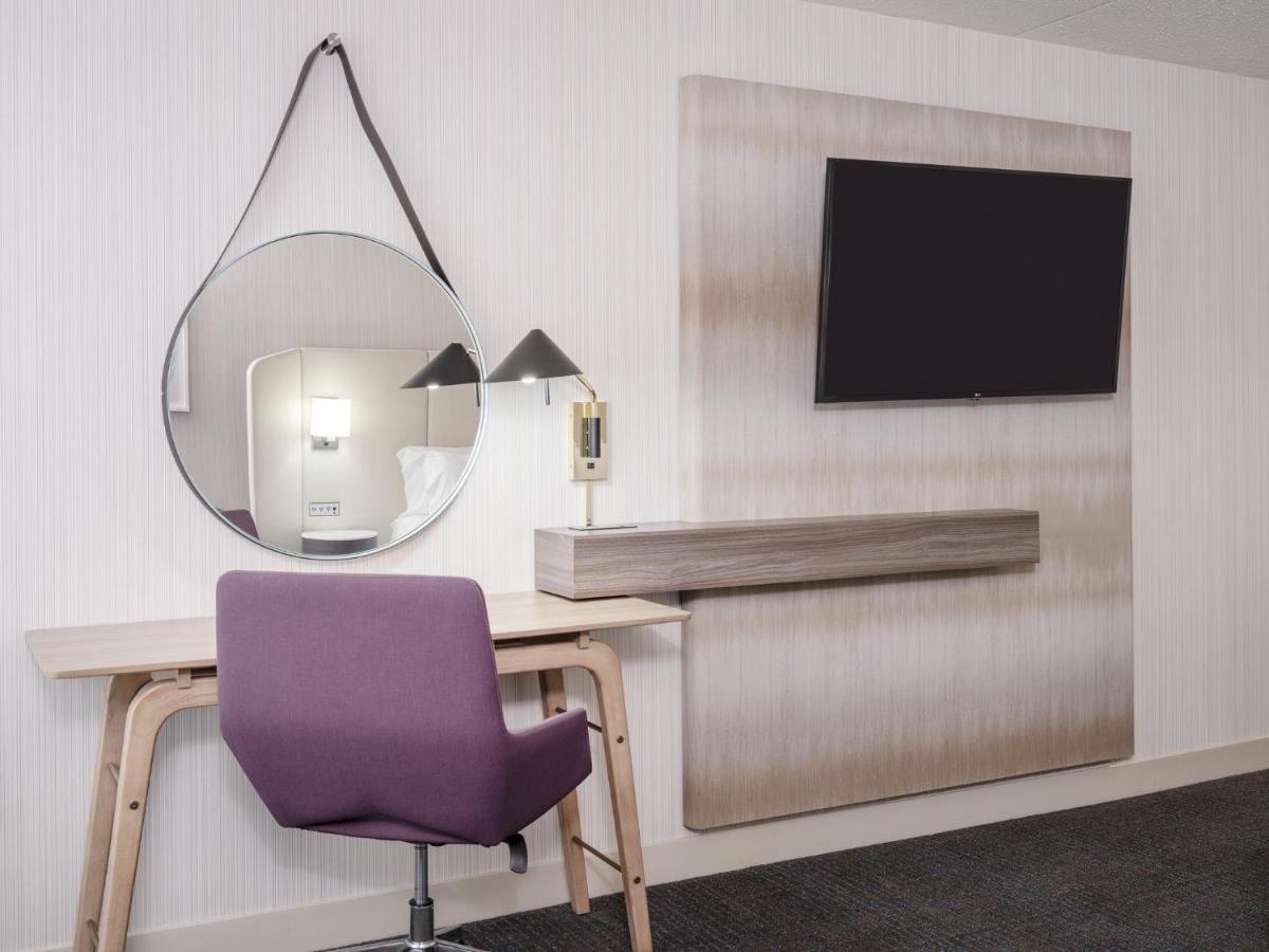 Crowne Plaza Indianapolis-Airport By Ihg Ξενοδοχείο Εξωτερικό φωτογραφία